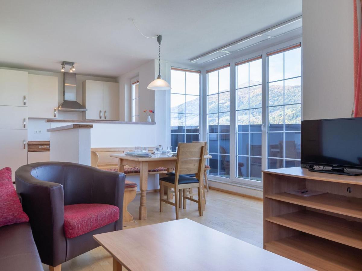 Apartment In St Margarethen With Balcony Sankt Margarethen im Lungau Eksteriør billede